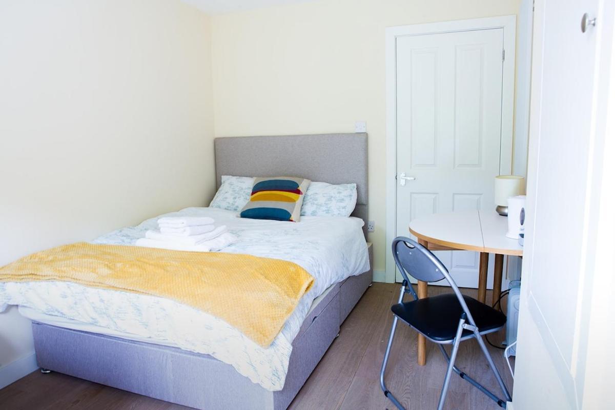 New Snug Doubleensuite In Central Forest Row Exterior foto